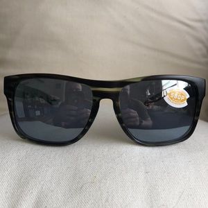 Costa Spearo XL polarized sunglasses
